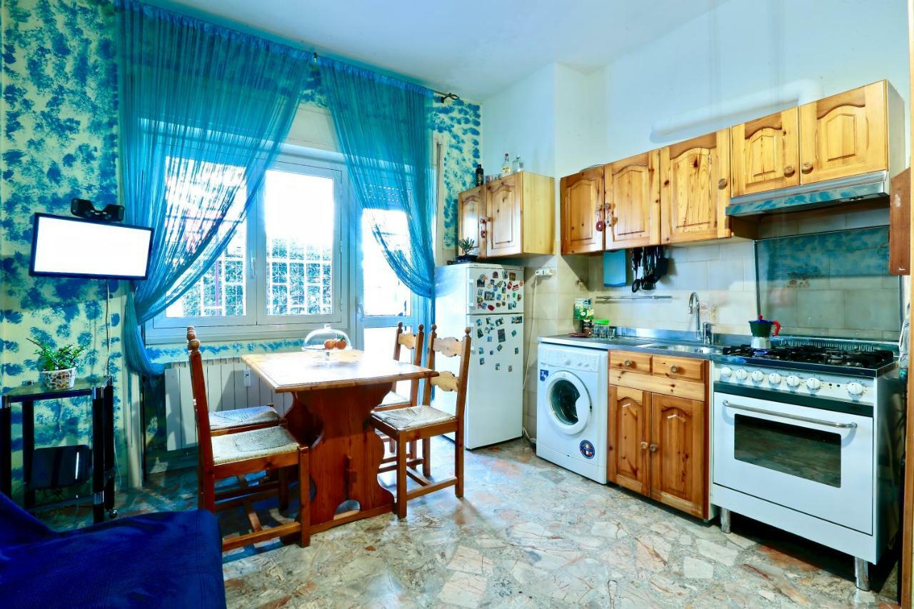 Ferienwohnung Open Space On The Sea Of Rome !:) Lido di Ostia Exterior foto