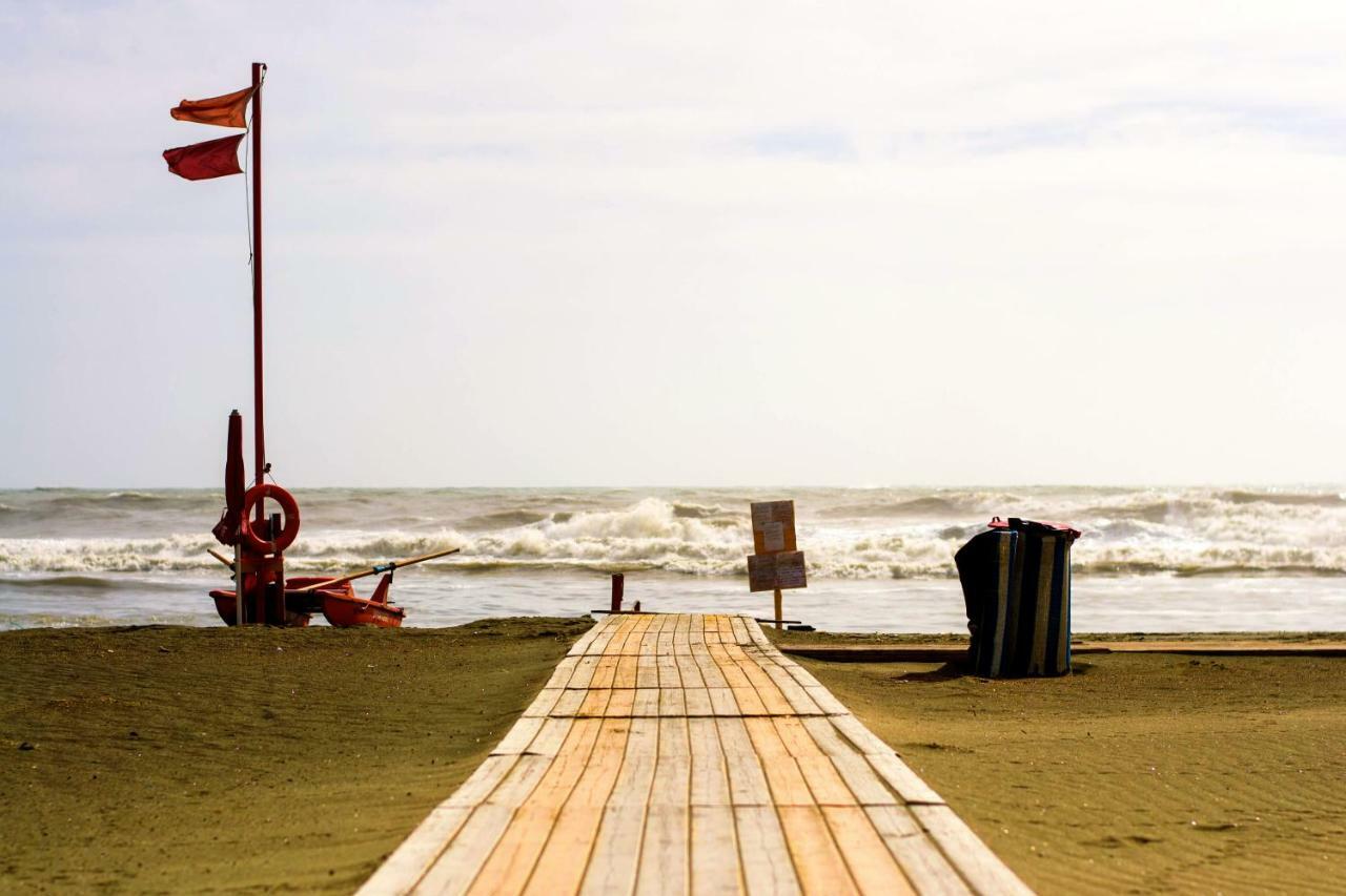 Ferienwohnung Open Space On The Sea Of Rome !:) Lido di Ostia Exterior foto